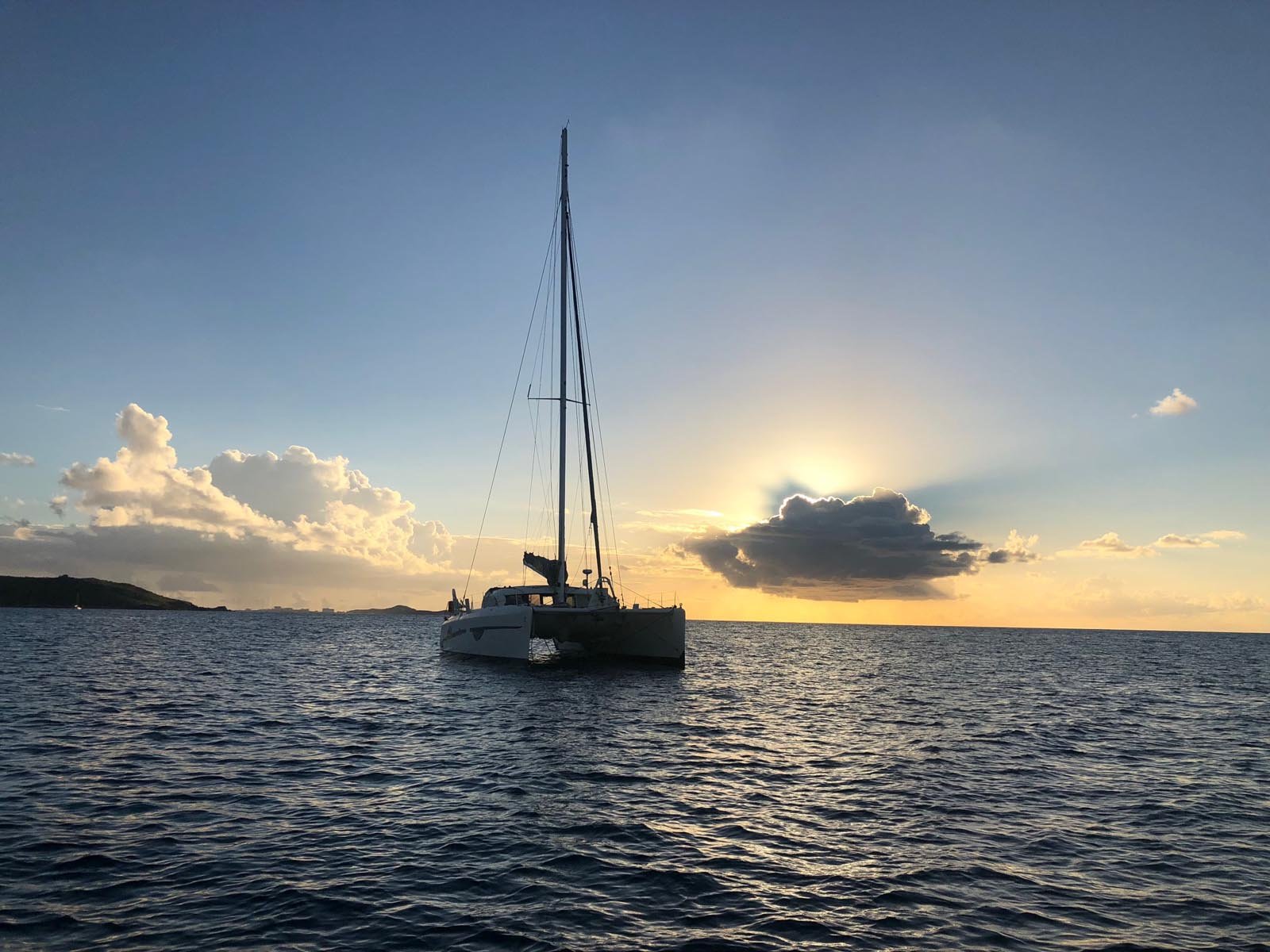 “Discover the Beauty of St. Maarten – St. Martin with Catamaran Charter Boat Tours” Catamaran Charter, private or group boat tour St Maarten - St Martin - SXM