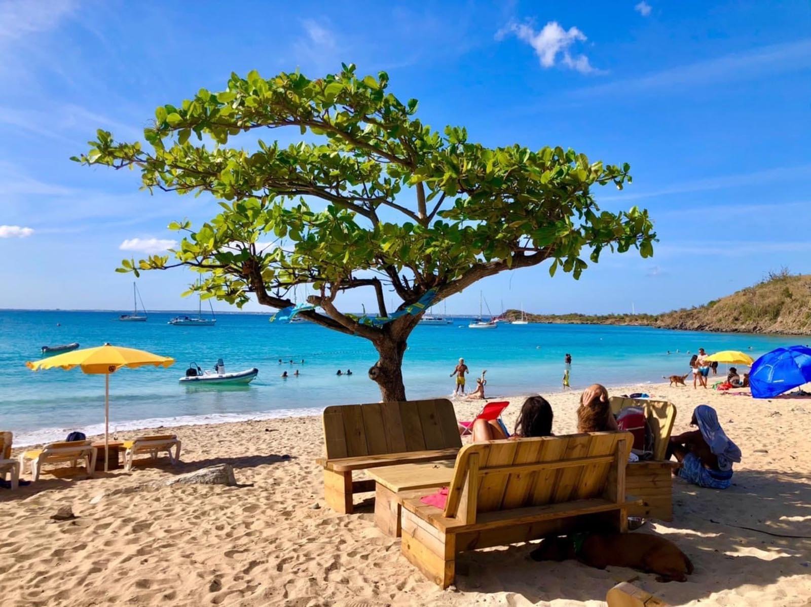 Friars Bay St Martin – 978 Beach Lounge – Gorgeous Beach in Saint Martin Friars Bay St Martin - 978 Beach Lounge - Gorgeous Beach in Saint Martin