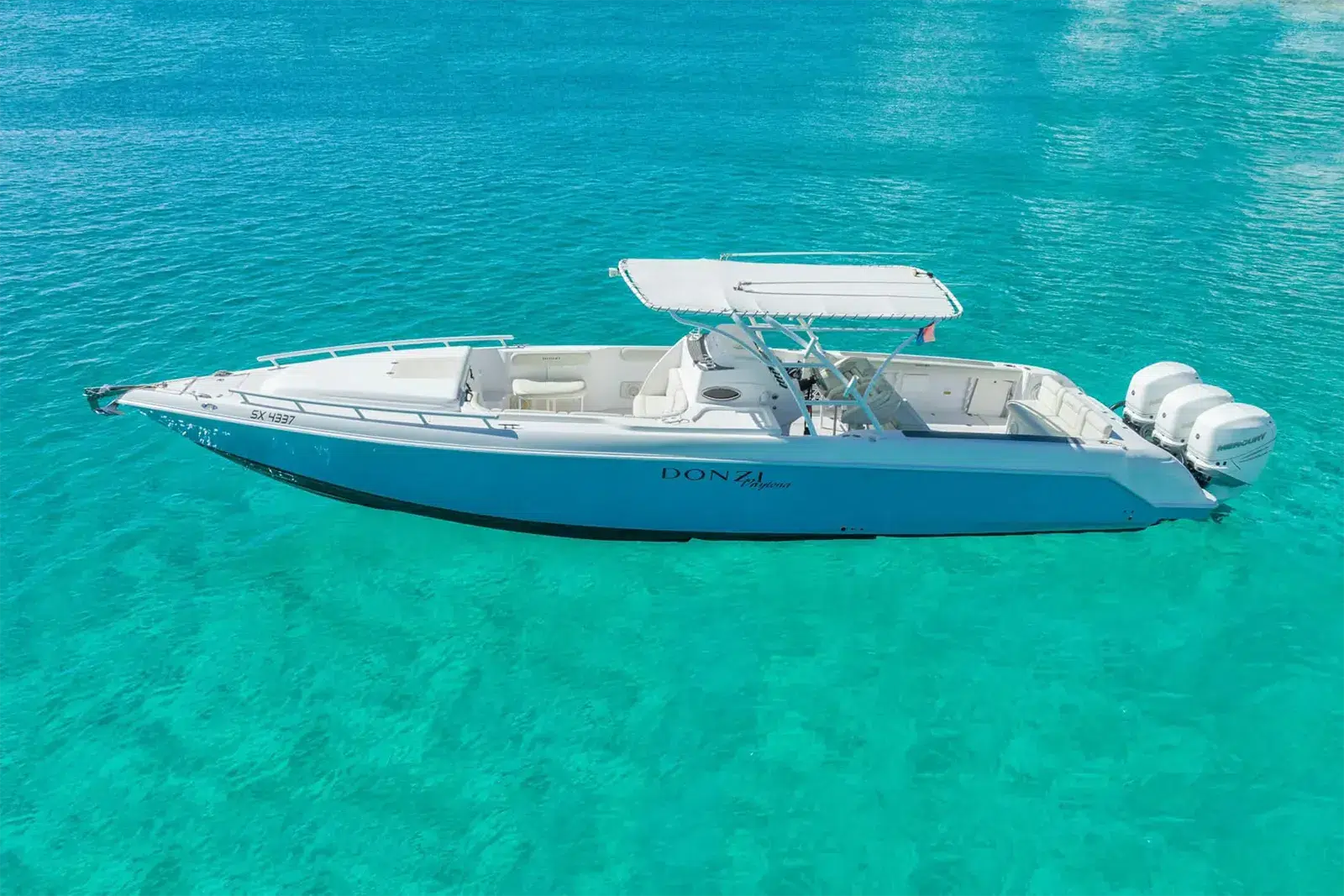 Blue Donzi 38FT - Center Console Powerboat Day Charter in SXM